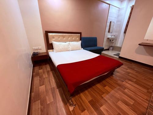 hotel sk galaxy thane west