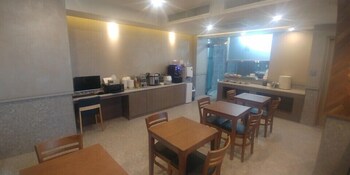 Central Hotel,Sacheon>>Chinju,2.5 star