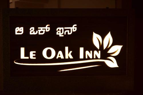 le oak inn