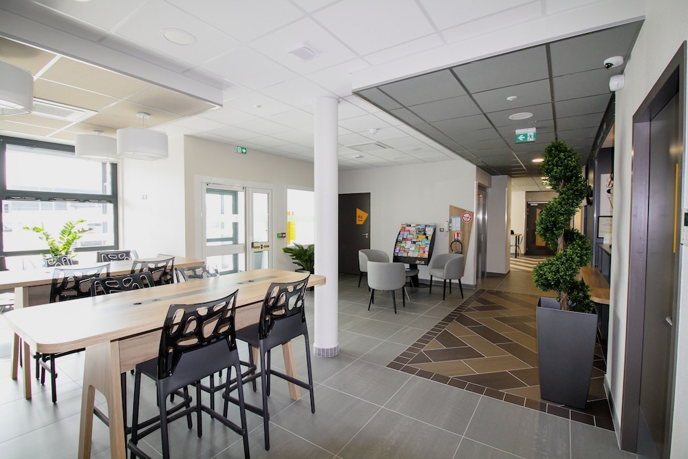 b and b hotel montelimar sud