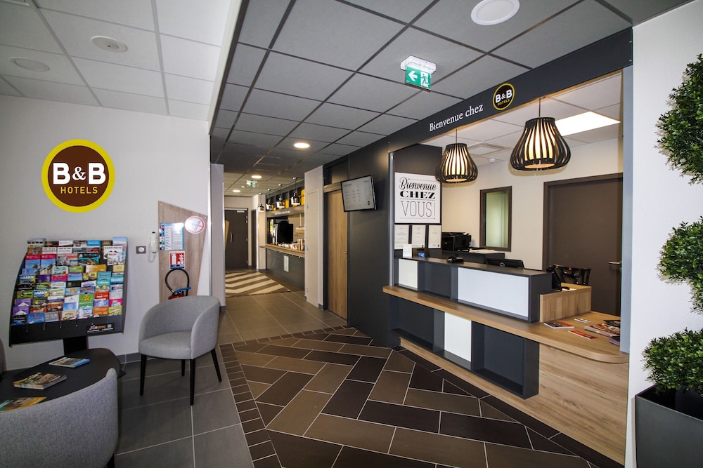 b and b hotel montelimar sud