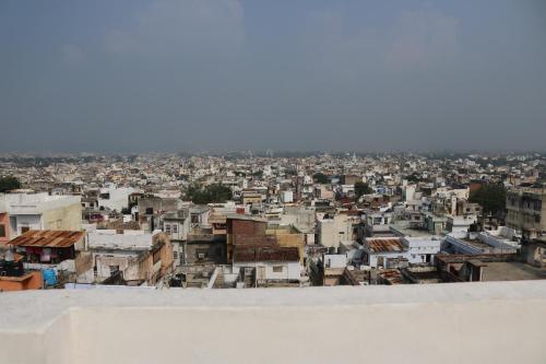 mewar avenue guest house