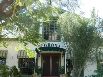 corona guest farm