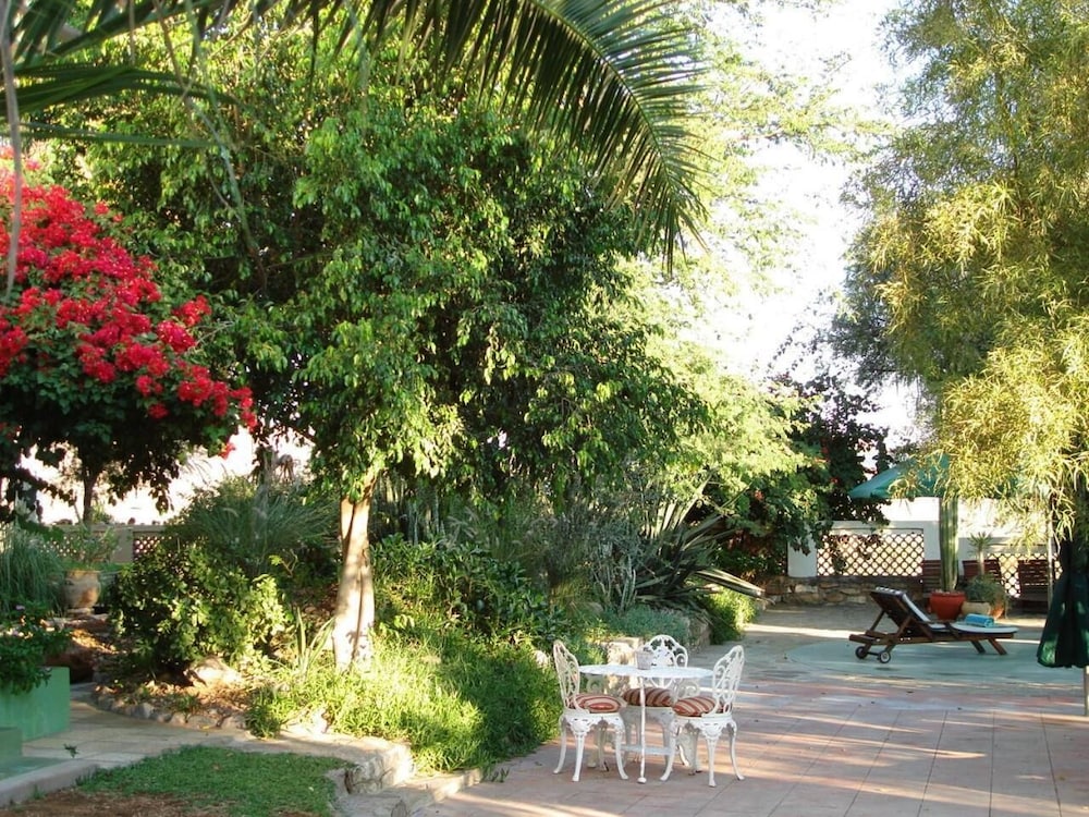 corona guest farm