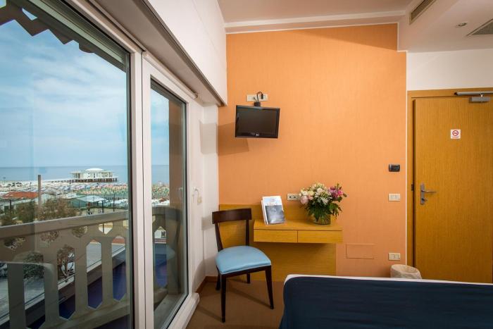 city hotel