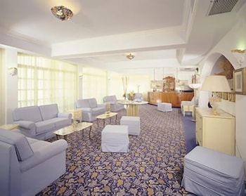 hotel maremonti