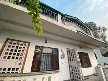 The Himalayan Living,Nainital>>Bhimtal,3 star