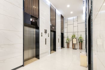 jinzhonghuan serviced apartment shenzhen xinhao e du