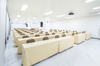 jinzhonghuan serviced apartment shenzhen xinhao e du