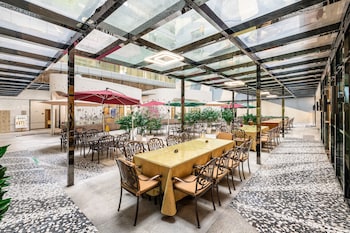 jinzhonghuan serviced apartment shenzhen xinhao e du