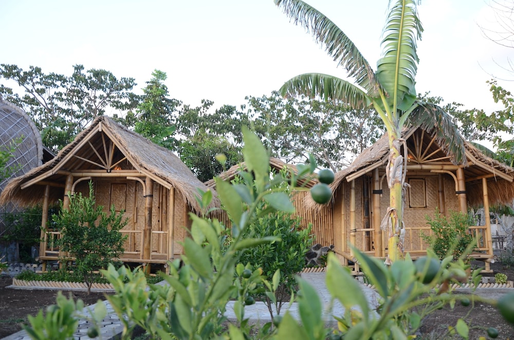 ekas garden bungalow