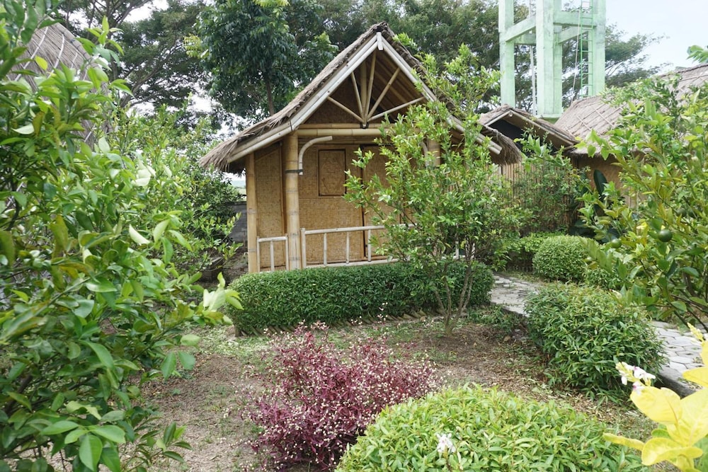 ekas garden bungalow