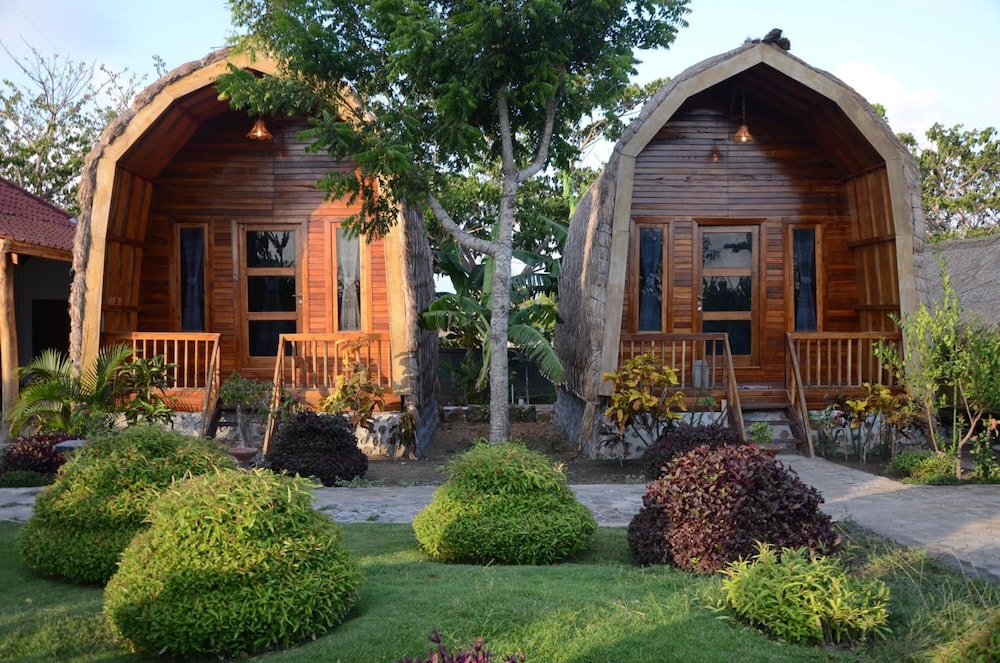 ekas garden bungalow