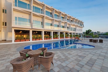 viola beacon resort lonavala