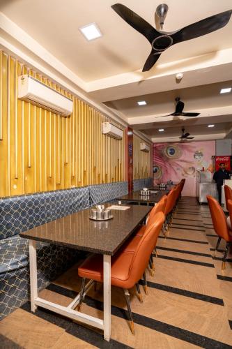 hotel sawamani and restaurant