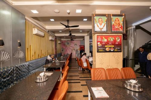 hotel sawamani and restaurant