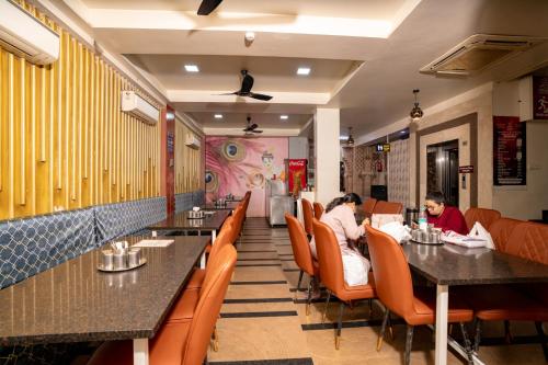 hotel sawamani and restaurant