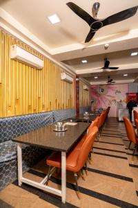 hotel sawamani and restaurant