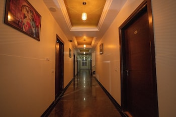 Hotel Sawamani And Restaurant,Khatu>>Jaipur,3 star