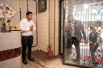 hotel sawamani and restaurant