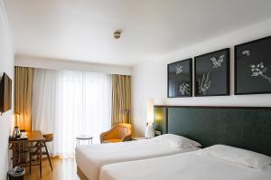 Hotel Ponta Delgada,Horta>>Azores,3 star