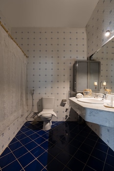 assiut cement hotel