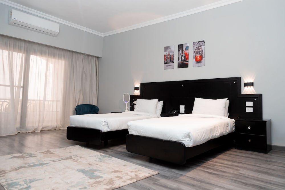 assiut cement hotel