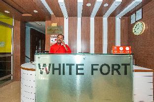 white fort lodge by wb inn