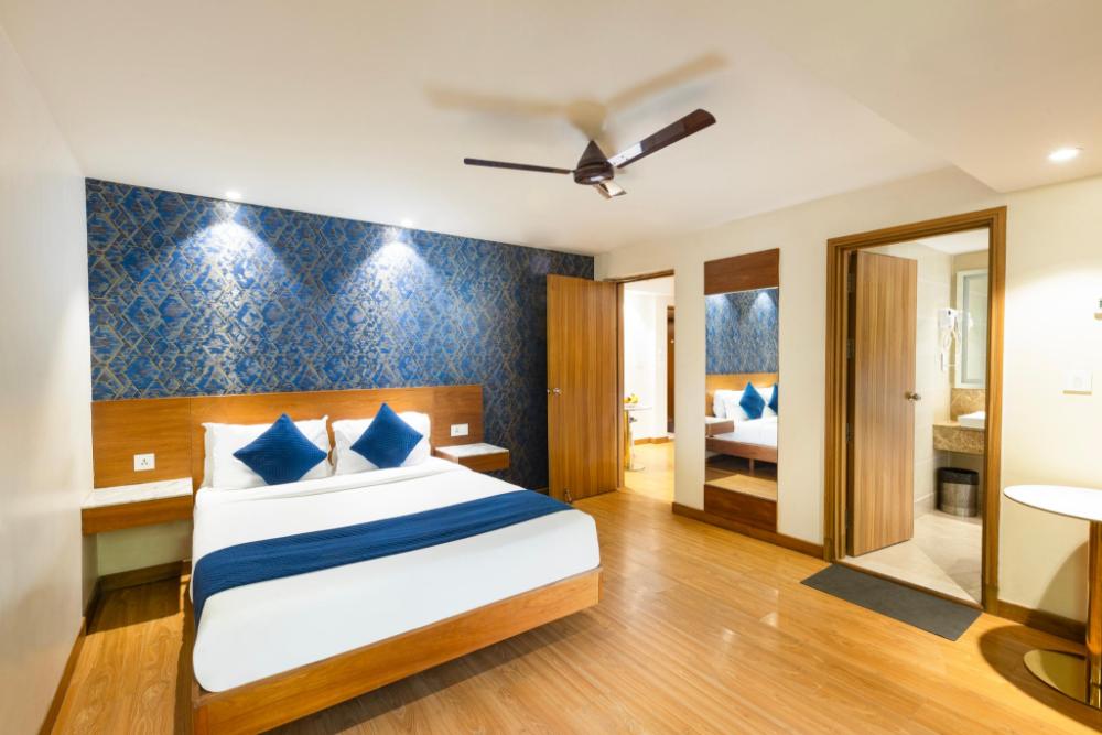 the orion plaza nehru place