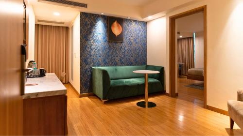 the orion plaza nehru place