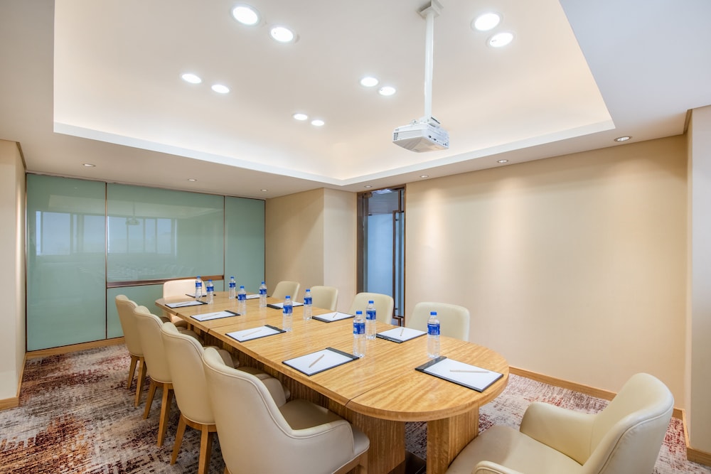 holiday inn hefei by ihg