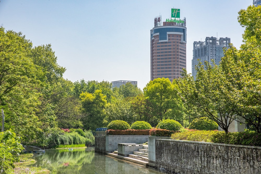 holiday inn hefei by ihg