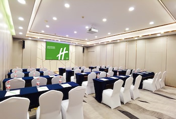holiday inn hefei by ihg