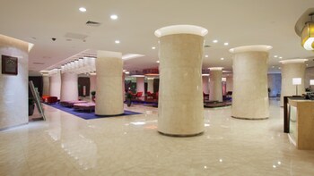 Holiday Inn Hefei By Ihg,Yaohai>>Hefei,4 star
