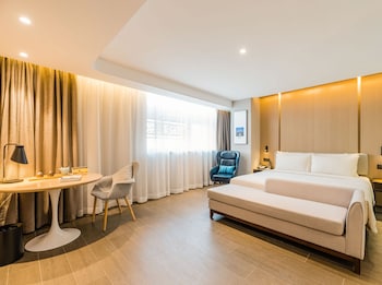 atour hotel shangyuan ave nanjing
