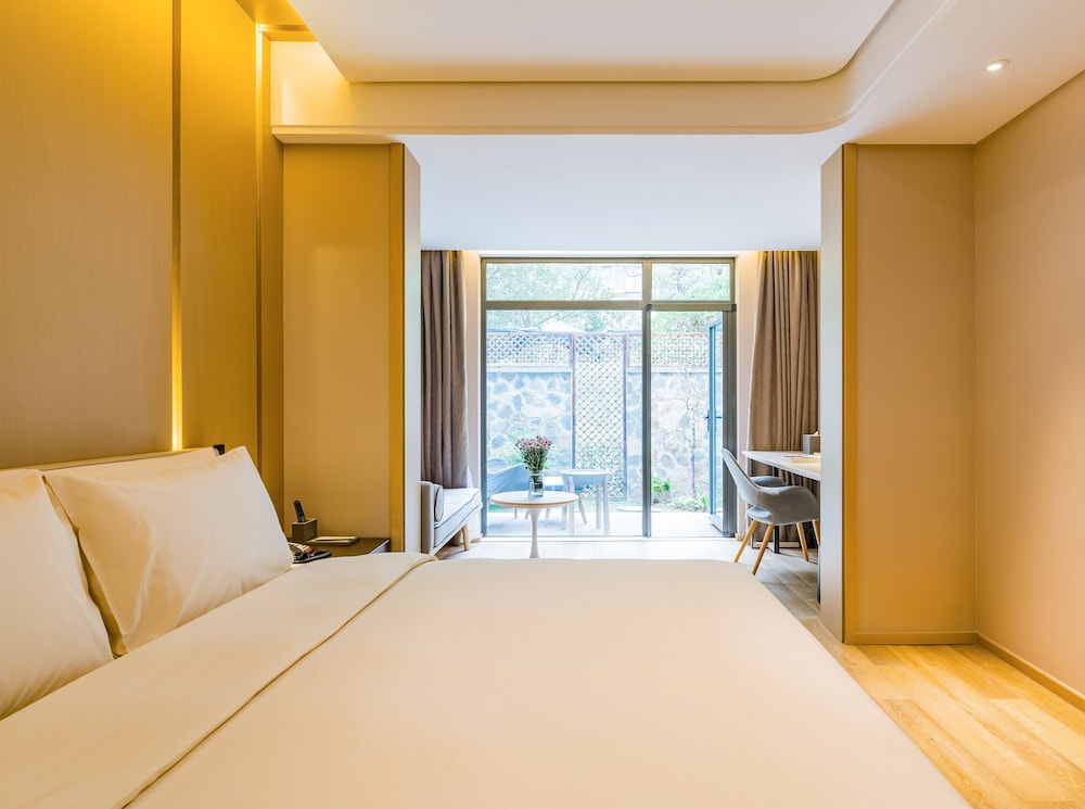 atour hotel shangyuan ave nanjing
