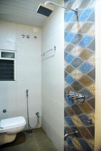 hotel pushpak satara