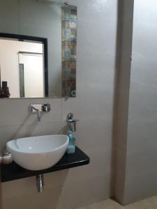 hotel pushpak satara