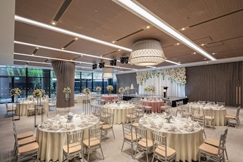 village hotel sentosa by far east hospitality