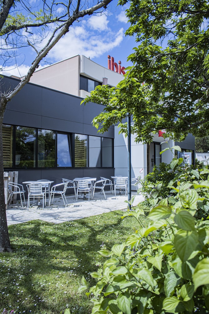 ibis rennes cesson