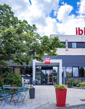 ibis rennes cesson