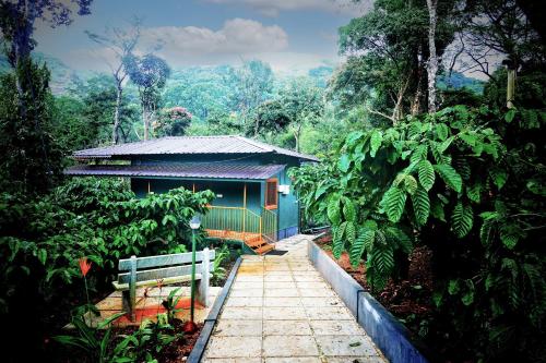 Hill Valley Farm House,,3 star