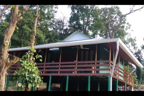 Hill Valley Farm House,,3 star