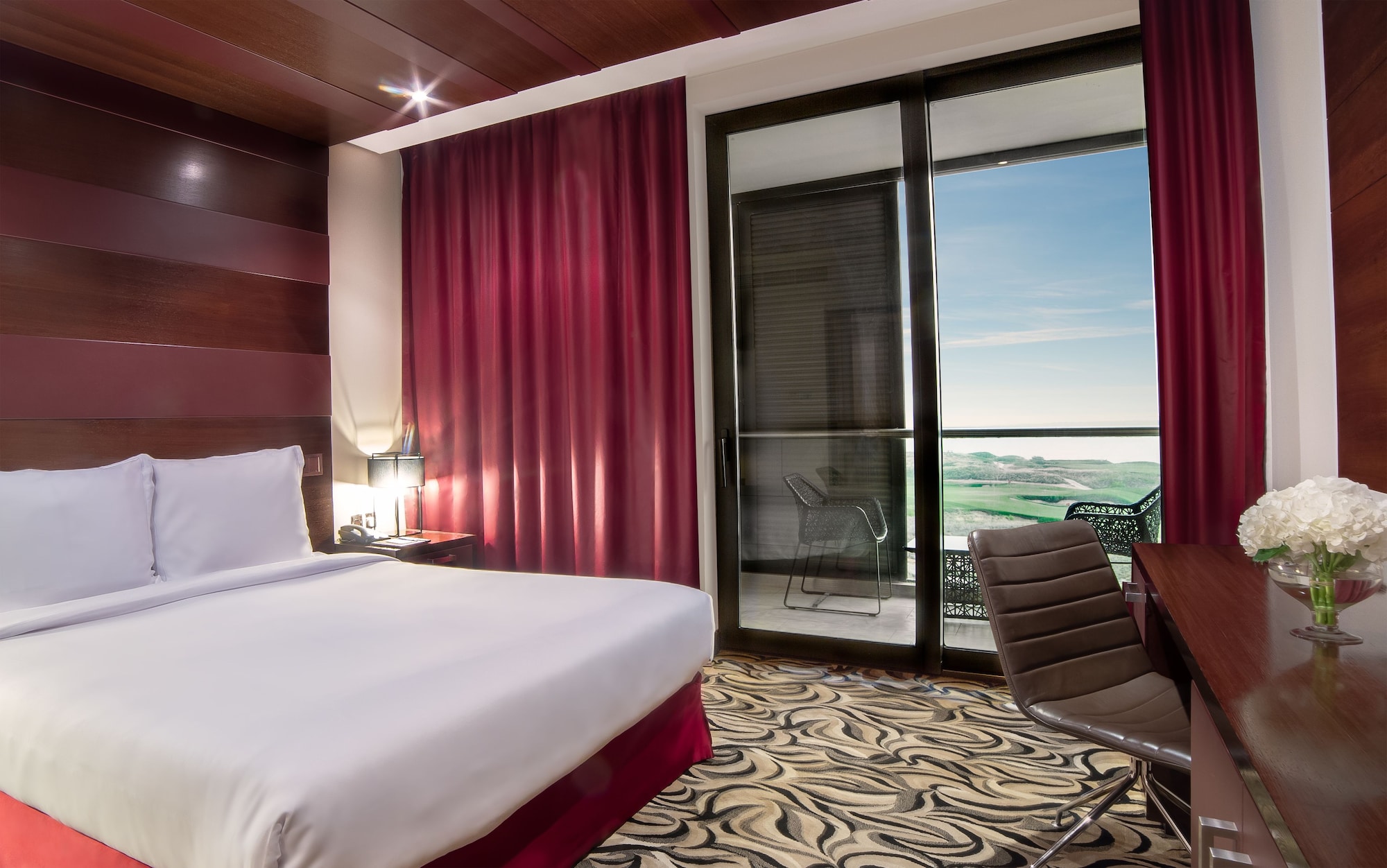 yas plaza mangroves by ihg
