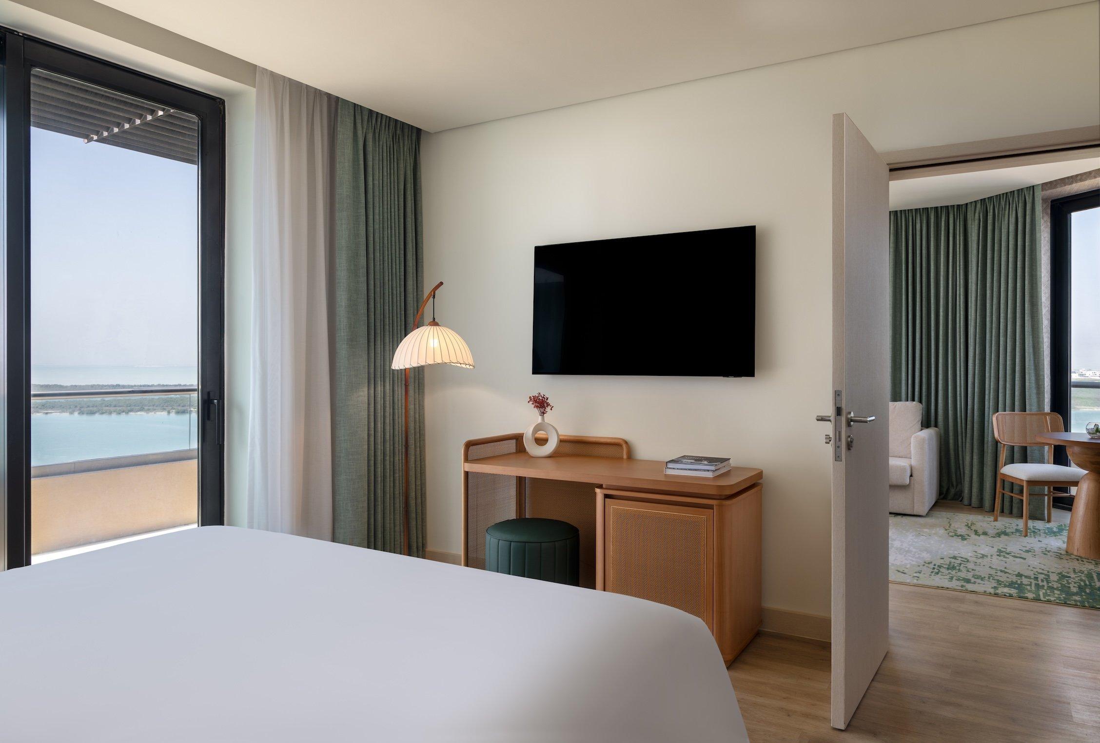 yas plaza mangroves by ihg