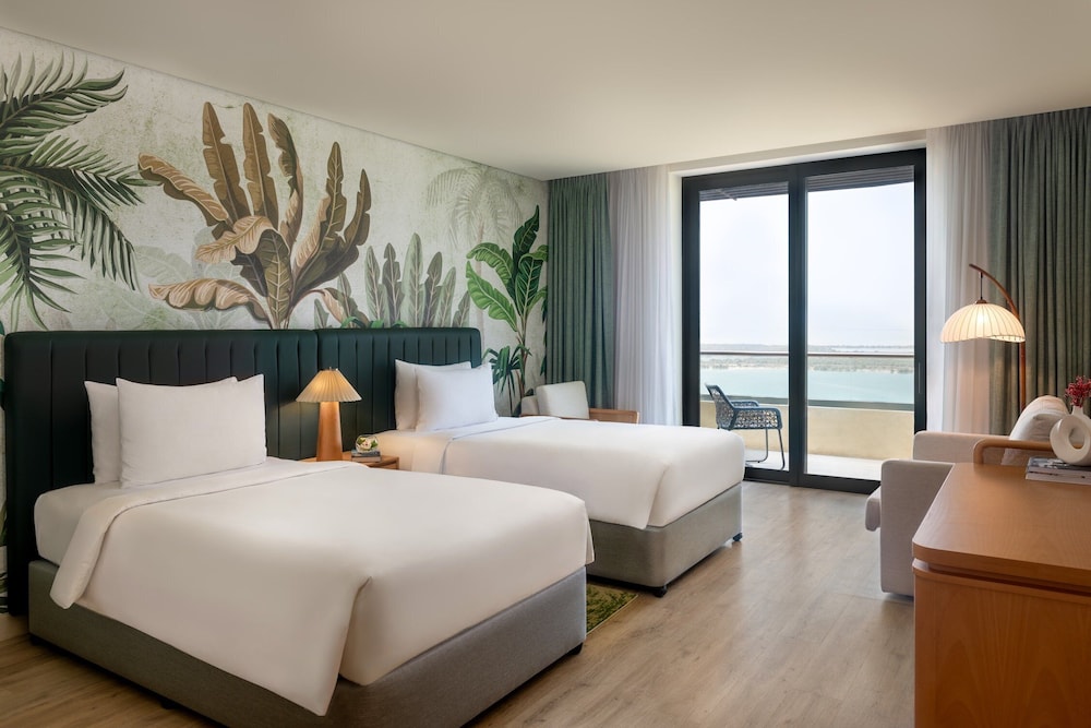 yas plaza mangroves by ihg