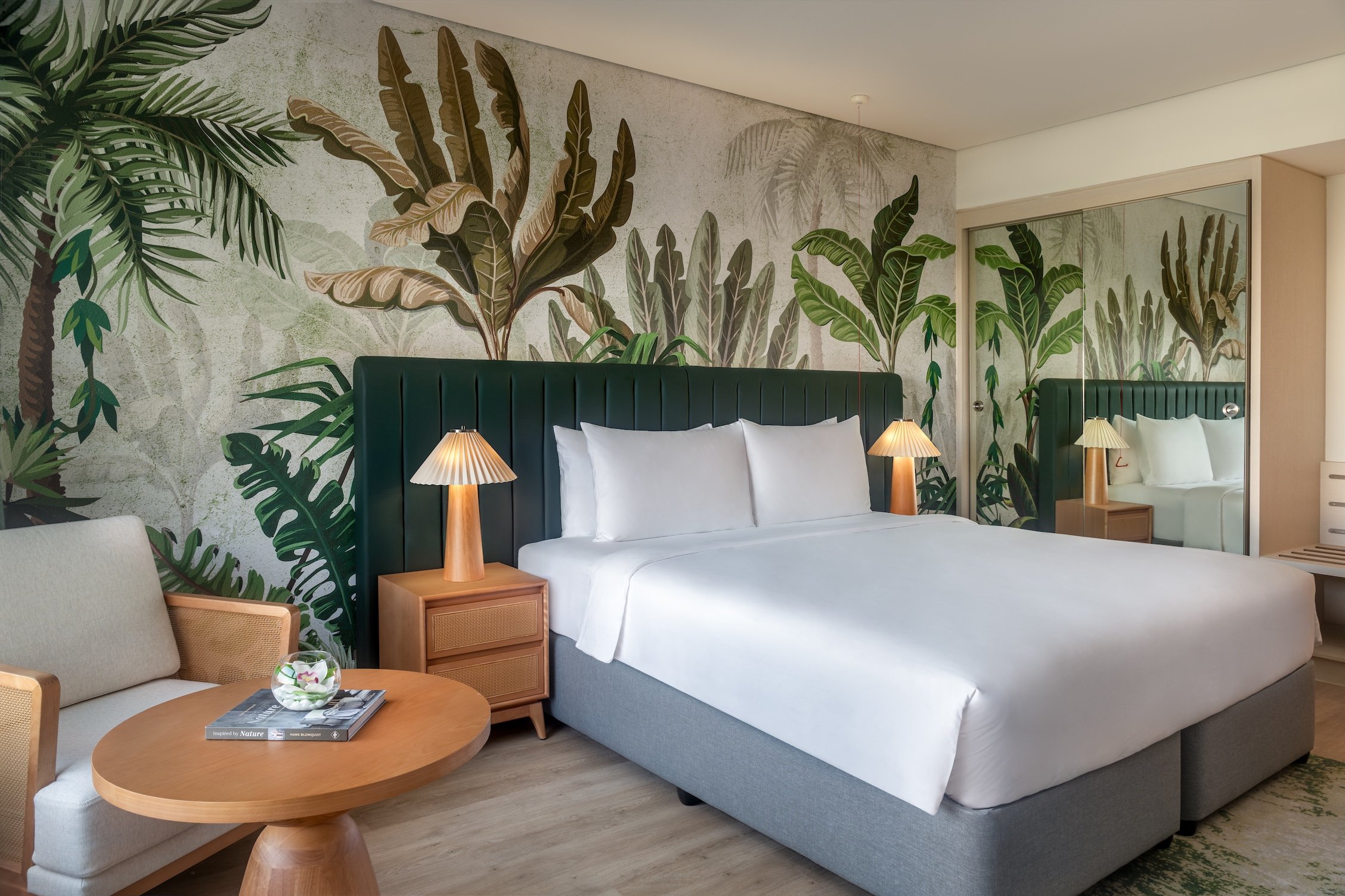 yas plaza mangroves by ihg