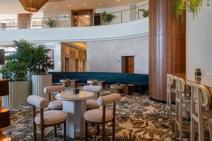 yas plaza mangroves by ihg