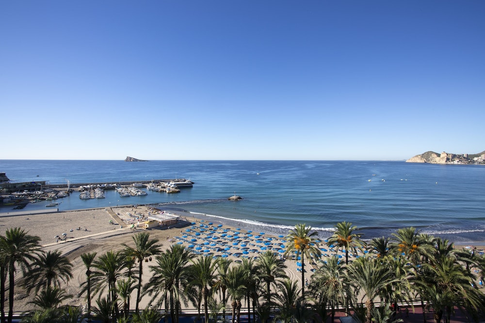 casual pop art hotel