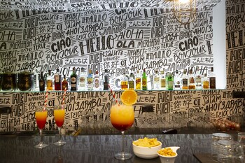 casual pop art hotel
